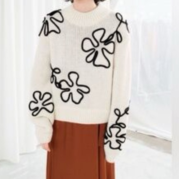 Sweaters - Floral Textured Cream Knitted Sweater